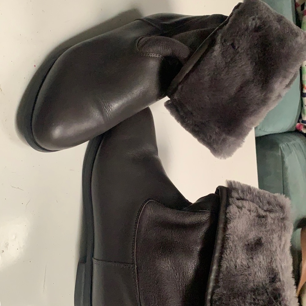 Brand new women’s KMB boots